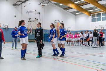 Bild 61 - F Loewinnen Hallen Cup